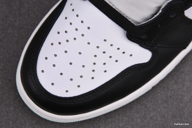 HYPE Retro Jordan High 1 Igloo 861428-100 0807